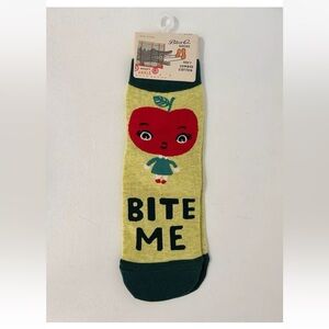 Blue Q Socks “Bite Me” Women's Ankle Socks Size 5-10 NWT Apple Girl Green